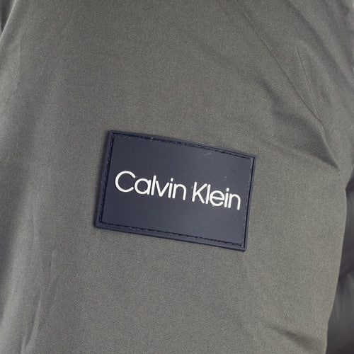 CALVIN KLEIN JAKET PUMP